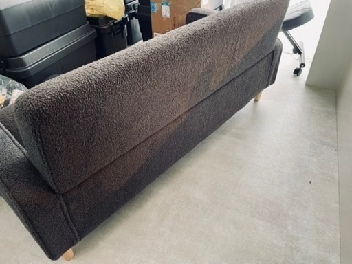 2024 ︎3ヶ月間週末1日のみ使用のコンパクトな2名掛けソファ︎2024年4