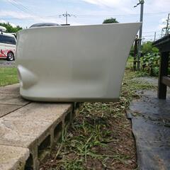 日産セレナ リアバンパーの画像