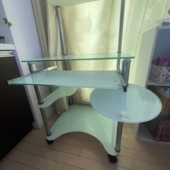 　出品再開！無料でどうぞ‼️　パソコンラックの画像