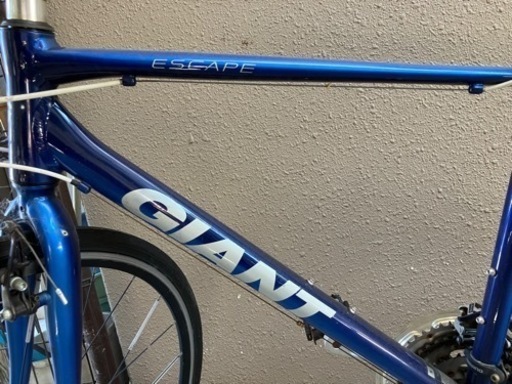 自転車　クロスバイク　
ジャイアント　エスケープ　R3