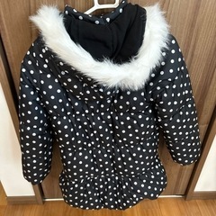 ダウンジャケット 130サイズの画像