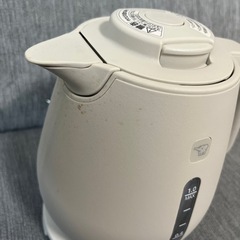 電気ケトルの画像