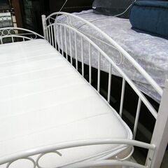 パイプベッド シングルサイズ マットレス付き ホワイト ニトリ