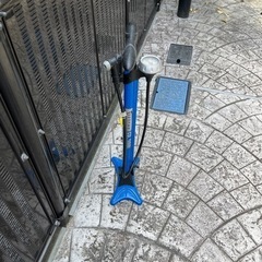 フランス式空気入れの画像