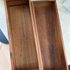 ニトリのアカシア材カトラリーケース2つ