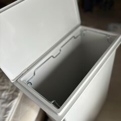 無印良品  ゴミ箱、蓋つき　引っ越しするので取りに来てくれる方