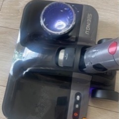 ダイソー掃除機用床拭き機の画像