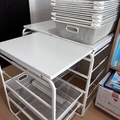 IKEA廃盤商品金属メッシュカゴ引き出しの画像