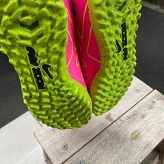 サッカー、フットサルジュニアトレーニングシューズの画像