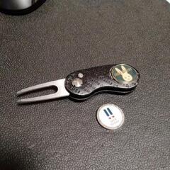 ゴルフウェアとゴルフ練習ウェアセットの画像