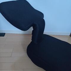 お取引中　ゲーミング座椅子　スワゲーレボリューションの画像