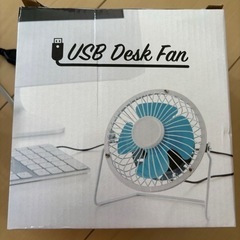 未使用品☆USBデスクファン　卓上扇風機の画像