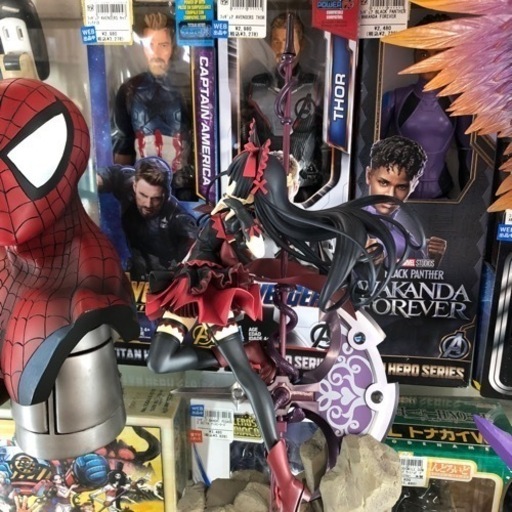 ロゥリィ・マーキュリー1/7スケールフィギュア