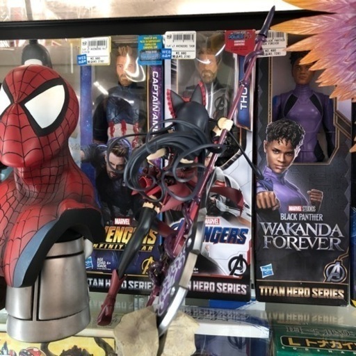 ロゥリィ・マーキュリー1/7スケールフィギュア