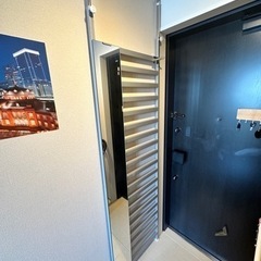 急募最終値下げ　突っ張り　パーテーション　ミラー付き　幅60ｃｍ...