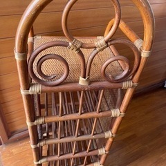 ラタン　スリッパ入れの画像
