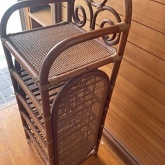 ラタン　スリッパ入れの画像