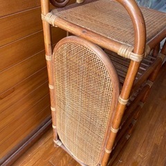 ラタン　スリッパ入れの画像