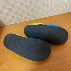 adidas 　アディダス　サンダル　20cmの画像