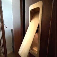 本棚　ガラス扉、引き出し付きの画像