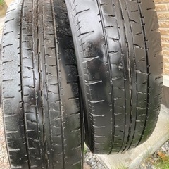 タイヤ　サマータイヤ　6輪　ダンロップ　トラック用の画像