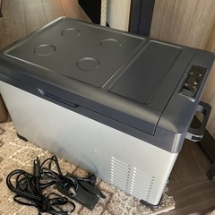 お話し中☆車載対応 冷凍冷蔵庫 ポータブル冷蔵庫  30L 