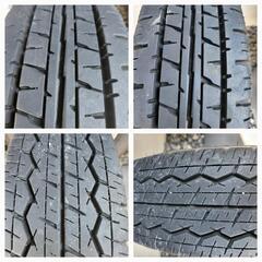 値下げ 145 R12 LT 2023年2本  2015年 2本 深溝 イボあり  アルミホイール 軽トラ、軽バン エヴリィ キャリー サンバーハイゼット アクティーの画像