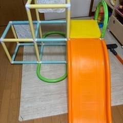 アンパンマン　滑り台