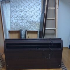 ダブルベッド
