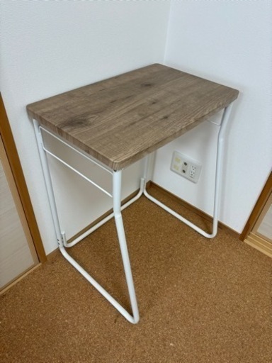 コンパクトデスク　アイリスオーヤマ　(4台セットまたは単品で)