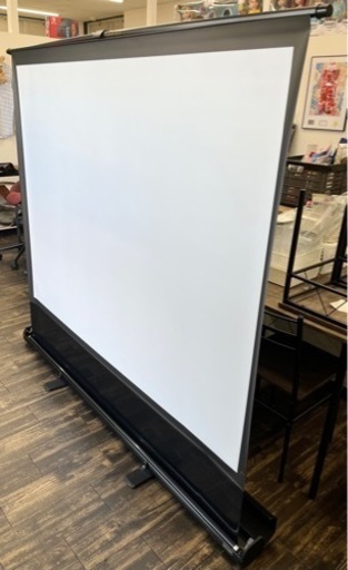 Y【中古品】IZUMI COSMO 自立式スクリーン モバイルスクリーン 大型 プロジェクター関連 ケース一体型 映像機器