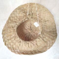 成人女性用、夏物帽子。布製です。の画像