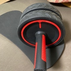 腹筋ローラー　マット付きの画像