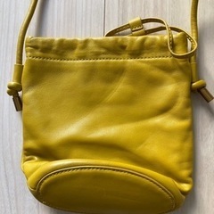 ZARA 黄色　イエロー　ショルダーバッグの画像