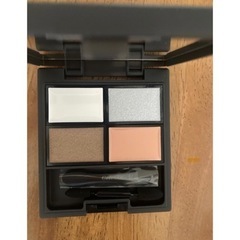 値下げ！セルヴォーク ヴォランタリーベイシスアイパレットの画像