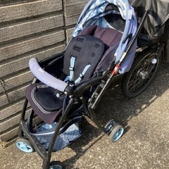 ベビーカーA型