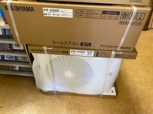 冷暖房エアコン2.2k
