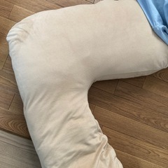 抱き枕の画像