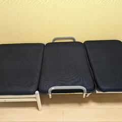 折りたたみ式ベッド