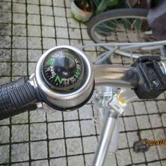 折り畳み式自転車、オールアルミ製、軽量２０インチ、シマノ５段変速機付きの画像