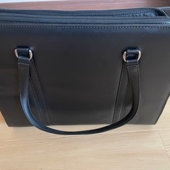 就活　バッグの画像