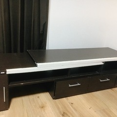 テレビ台の画像