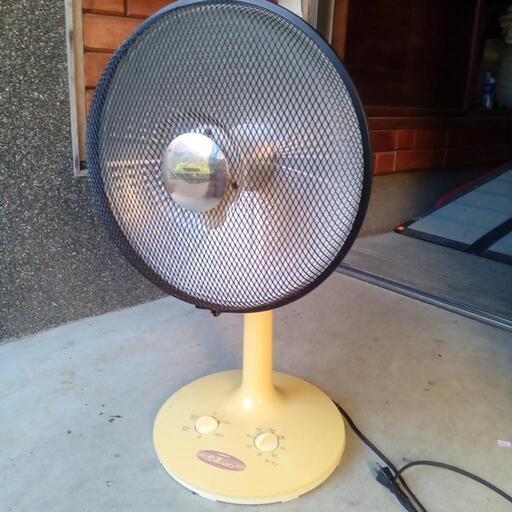家電遠赤外線ヒーター ハロゲンヒーターKR-E800