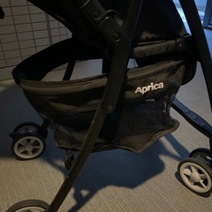 アップリカ　Ｂ型ベビーカーの画像