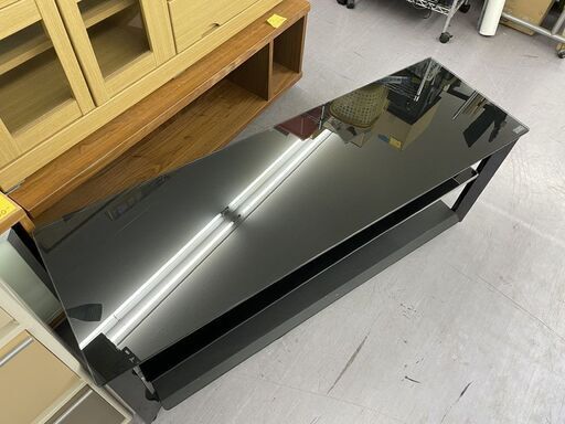テレビ台 幅120ｃｍ ガラス天板 電源付き 黒 ブラック ＴＶボード テレビボード 札幌市手稲区