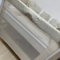 アップリカ　ココネルエアー(ミルクWH)