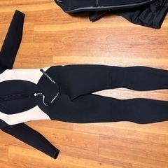 ウエットスーツの画像