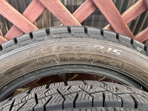 軽・中古15インチスタッドレスタイヤ　ピレリ165/55R15