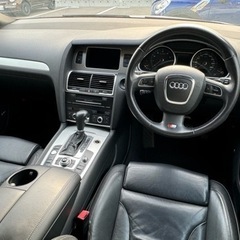 希少 後期 アウディ Q7 クワトロ 3.6FSI Sライン 4WD 綺麗 ナビ フルセグ バックカメラ サイドカメラ 黒革シート パワーシートの画像