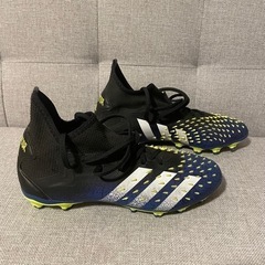 アディダス　プレデター　adidas PREDATOR サッカー　スパイクの画像
